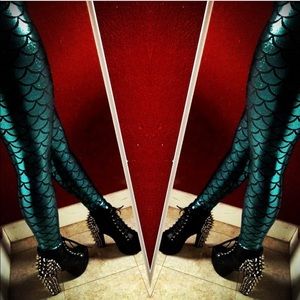 FINAL JC 8 Black Leather Spiked Lita Booties